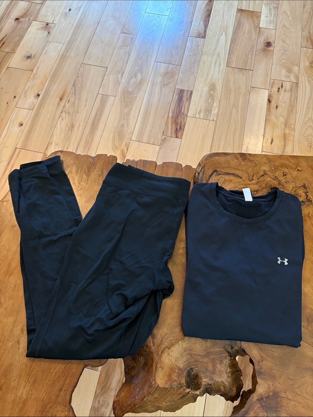Under Armour Black Women's Leggings and Top Set